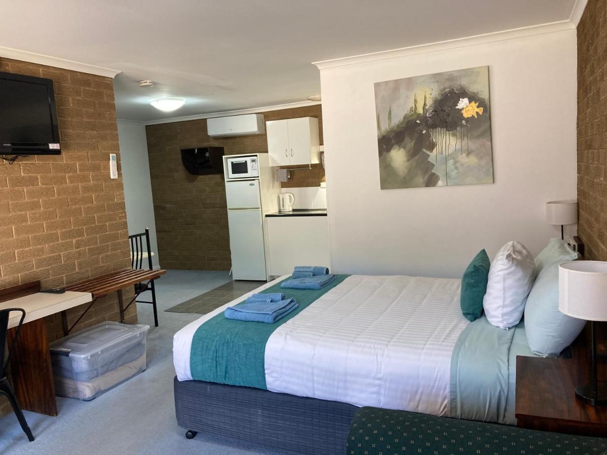 نارانديرا Camellia Motel المظهر الخارجي الصورة