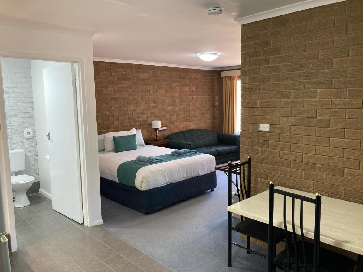 نارانديرا Camellia Motel المظهر الخارجي الصورة