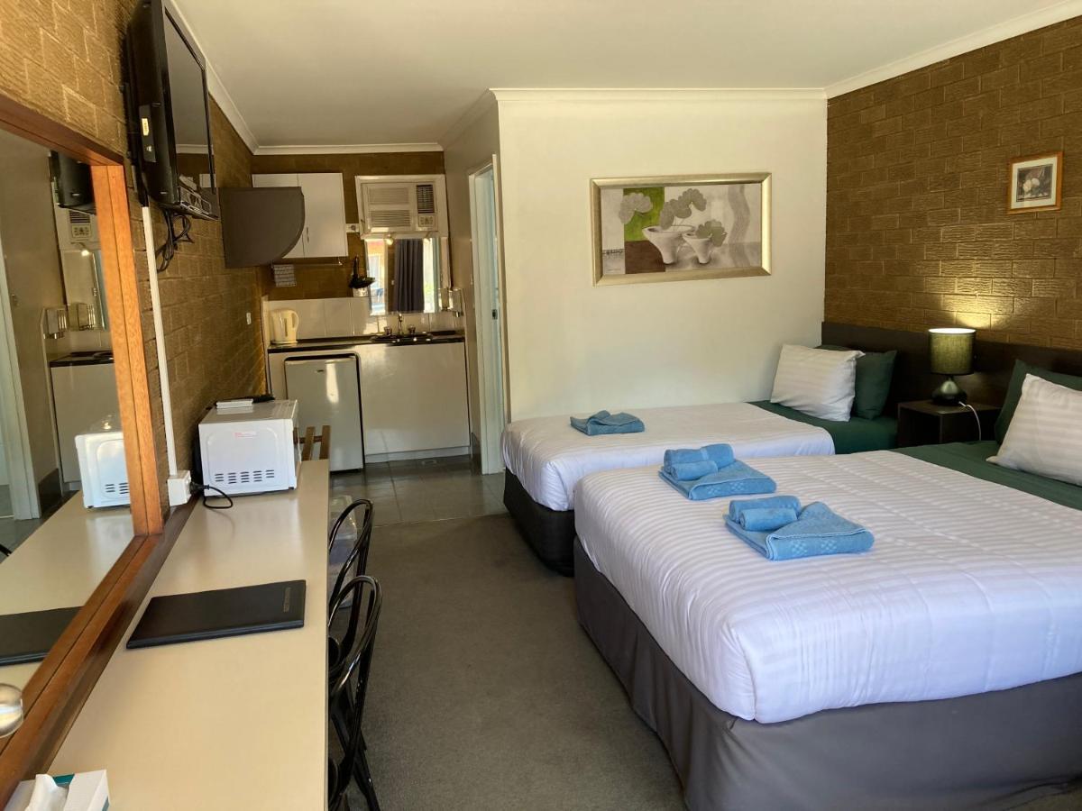 نارانديرا Camellia Motel المظهر الخارجي الصورة