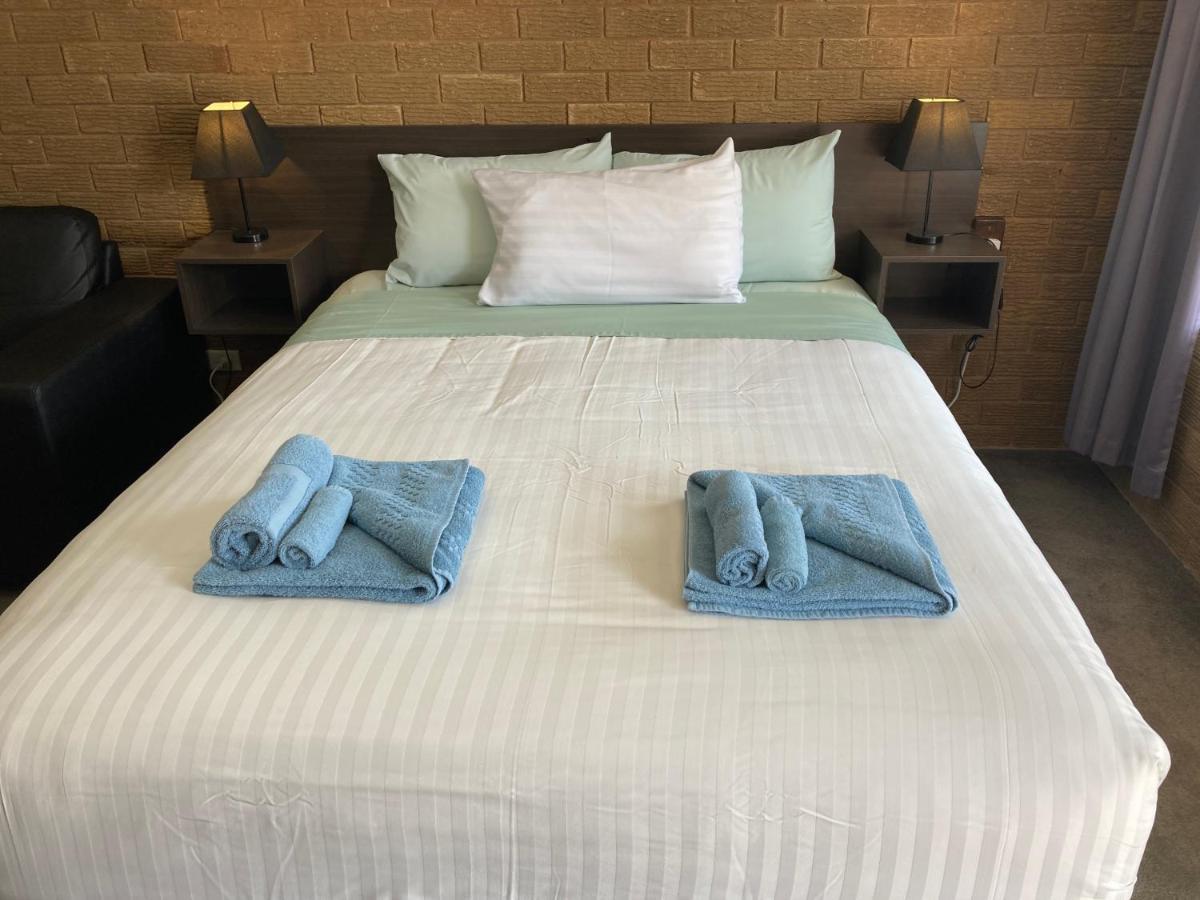 نارانديرا Camellia Motel المظهر الخارجي الصورة