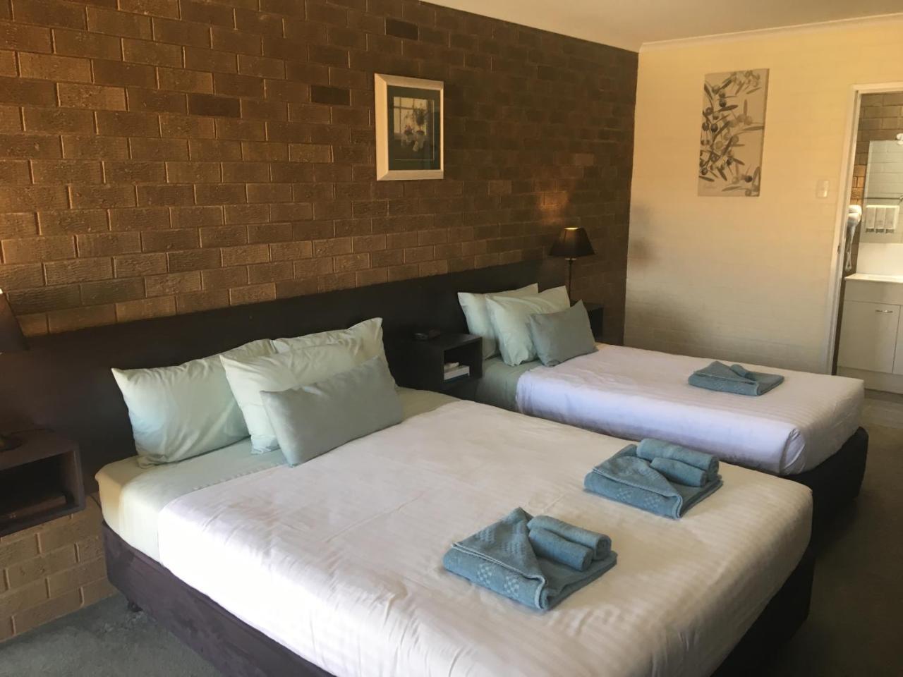 نارانديرا Camellia Motel المظهر الخارجي الصورة