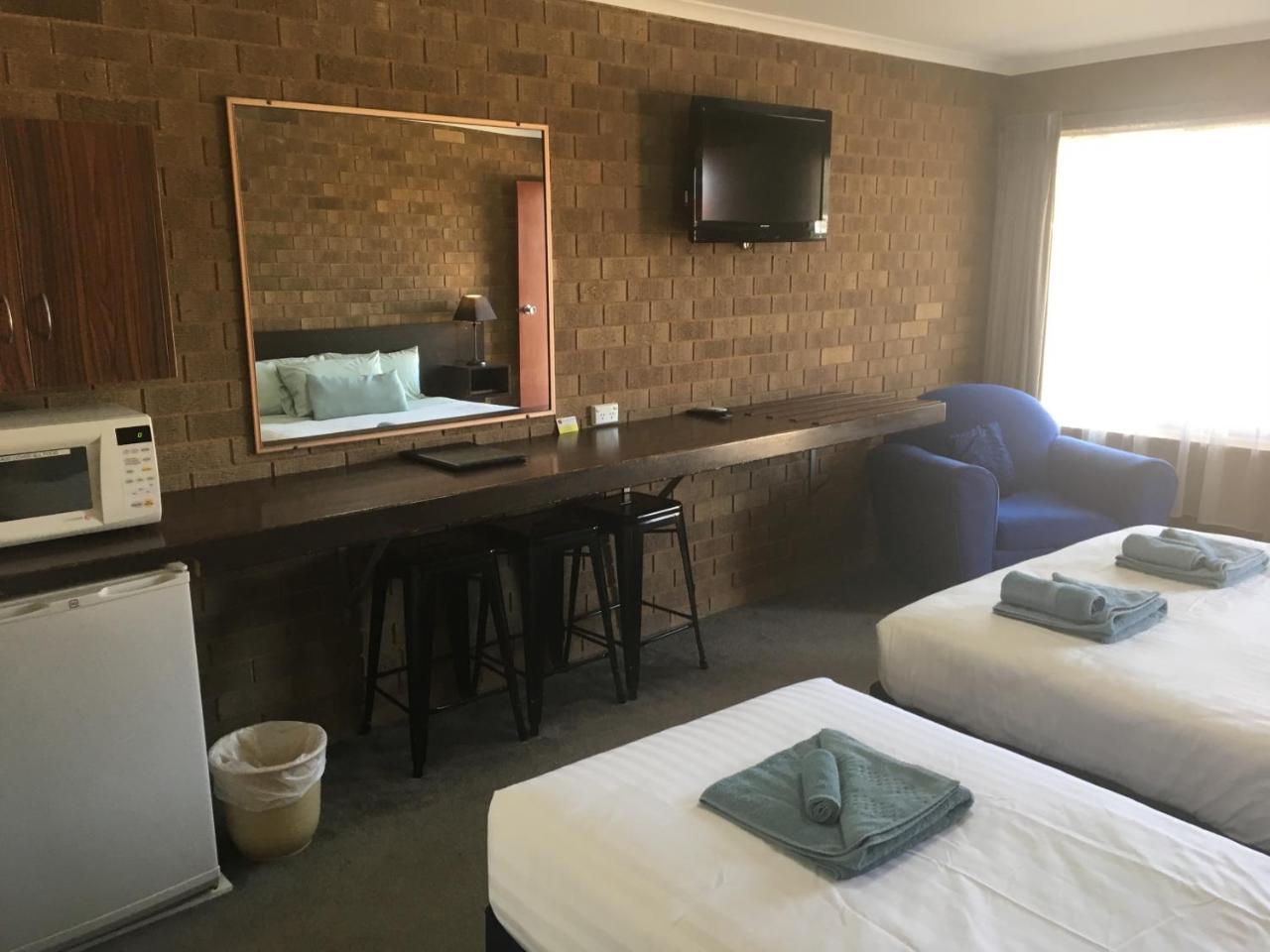 نارانديرا Camellia Motel المظهر الخارجي الصورة